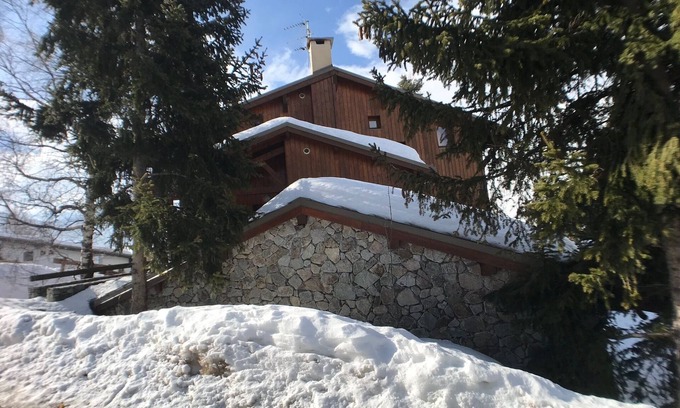 Les Deux Alpes Chalet De Esquí | Lujoso Chalet para 14, completamente reformado con jacuzzi. Atiende disponible.