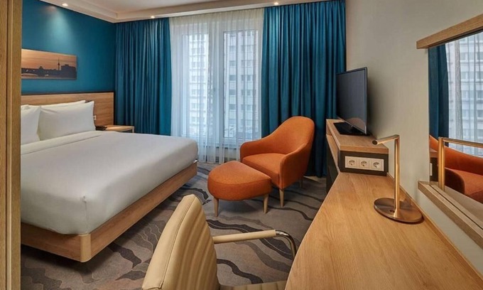 Mitte Hotel | Contemporary Comfort in Berlin’s Historic Heart! City View Room, Free Breakfast!