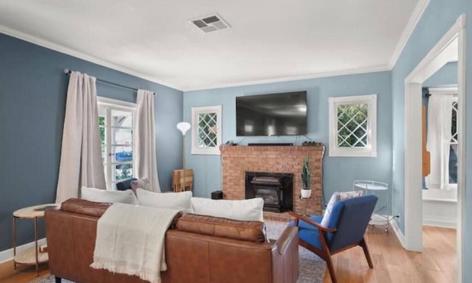 Modesto Casa | Contemporary craftsman-style home