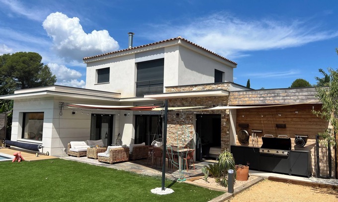 Gemenos Casa | Contemporary house with heated pool, close to beaches and calanques