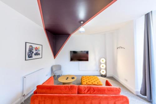 Bristol Apartamento | Contemporary Silverstone with FREE PARKING by Prescott Apartments