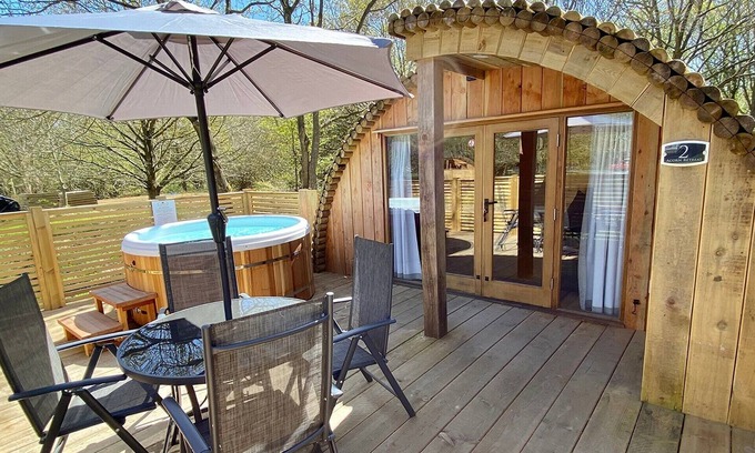 Alford Cabaña | 2 bedroom accommodation in Woodthorpe