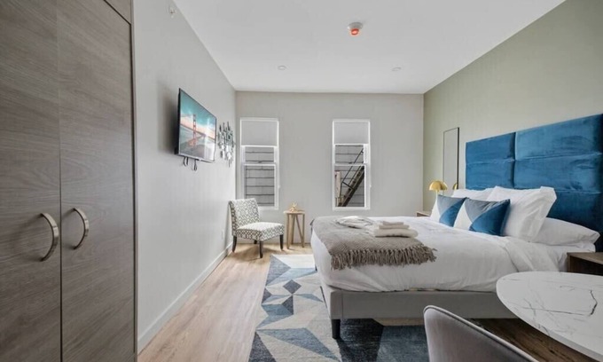 Middletown Apartamento | Contemporary Studio for Work and Play