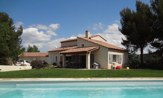 Roquevaire Casa | Villa contemporánea con piscina.