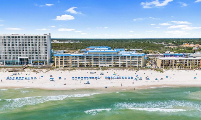 Panama City Beach Condominio | Continental by Book That Condo