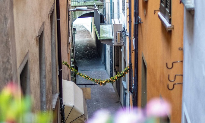 Intra Apartamento | Convenience within walking distance of Verbania's lake and nightlife