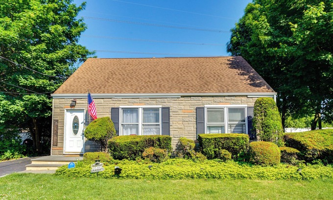 Northeast Yonkers Apartamento | Convenient Apt: 2 Mi to Sprain Ridge Park!