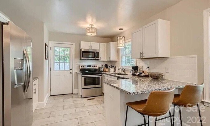 Madison Park Casa | Convenient Charlotte Comfort