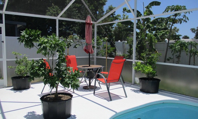 Chatham Park Casa | Conveniente casa de vacaciones familiares con piscina privada: 15 min. de Disney World