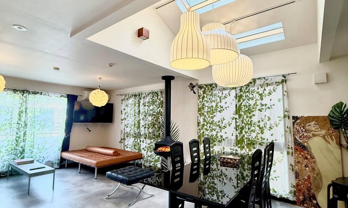 Toshima Casa | Convenient for sightseeing｜Walking distance from Komagome Station｜A house for rent in a shopping arcade📍.