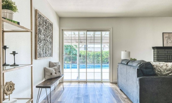 Shasta View Casa | Convenient Getaway with Pool!