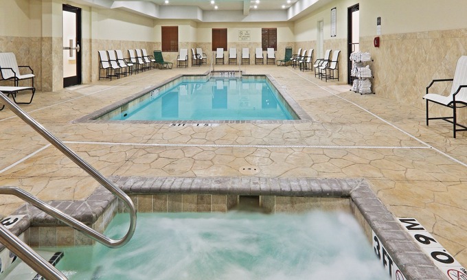Central Oklahoma City Apartamento | Convenient Location + Great Amenities in OK City!