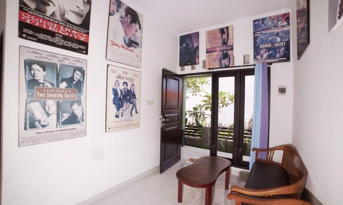 Taman Griya Casa | Habitación conveniente en Jimbaran, piscina disponible en la casa