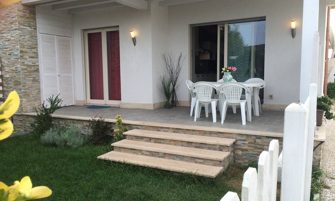 Focene Apartamento | SUPER COMODIDAD Y RELAJACIÓN: Playa, wifi, estacionamiento, autobús, cerca de Roma y Fiumicino
