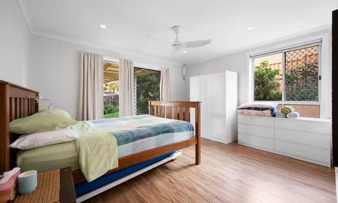 Molendinar Apartamento | Conveniently Located Unit With A Pool