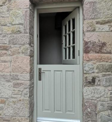 Newtownards Casa | Converted cattle barn overlooking Strangford Lough