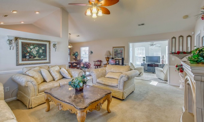Conway Casa | Conway Vacation Rental: 19 Mi to Myrtle Beach!