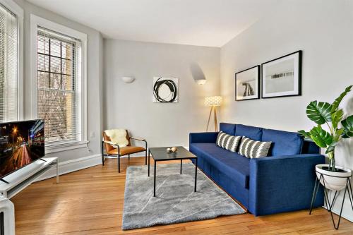 Wrigleyville Apartamento | Cool 2BR Apartment close to Fun City - Grace 2
