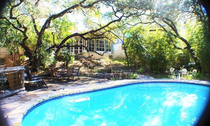 Tarrytown Casa | RARA SECLUDED 1940 ESTADO CENTRAL AUSTIN GETAWAY HOME