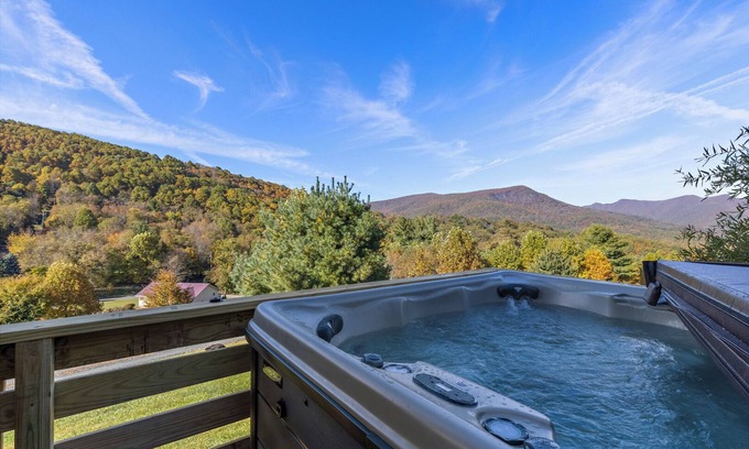 Buck Mountain Cabina | Hike, Paddle, Relax - August is Made for Mountain Memories @Bluff Mtn Retreat