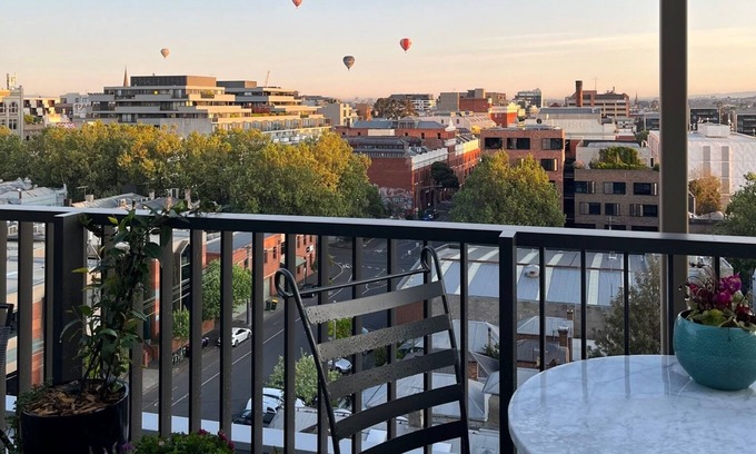 Collingwood Apartamento | Cool Collingwood Apartment With City Views