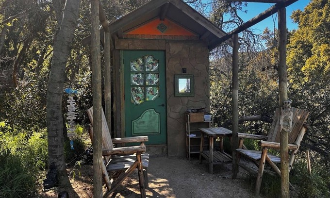 Leona Valley Alquiler De RV | Cool Mini Glamping Pod in private campground with STARLINK WiFi in Leona Valley