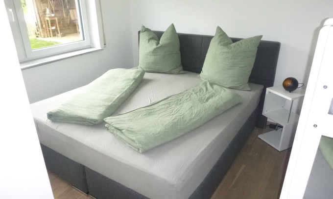 Krauchenwies Apartamento | Cool vacation apartment for 2-4 people in Krauchenwies, close to the bathing lake.