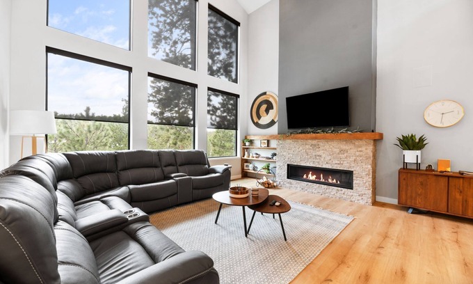 Lead Casa | Copper Skies Lodge In Powder House Pass
