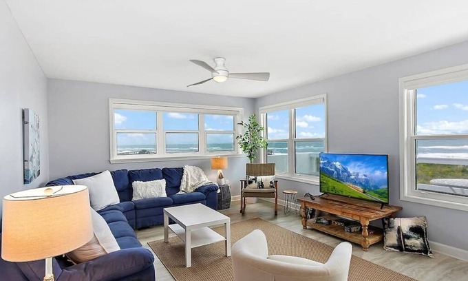 Vilano Beach Casa | Coquina Village | Wren Beach Rentals by Portoro