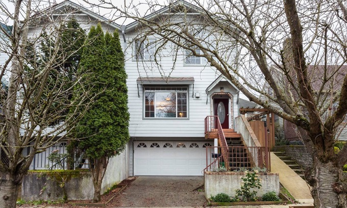 Brooklyn Casa | Cora Street Retreat - 2 bedrooms in Portland