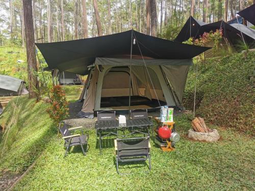 Cikole Otro | corak alam glamping