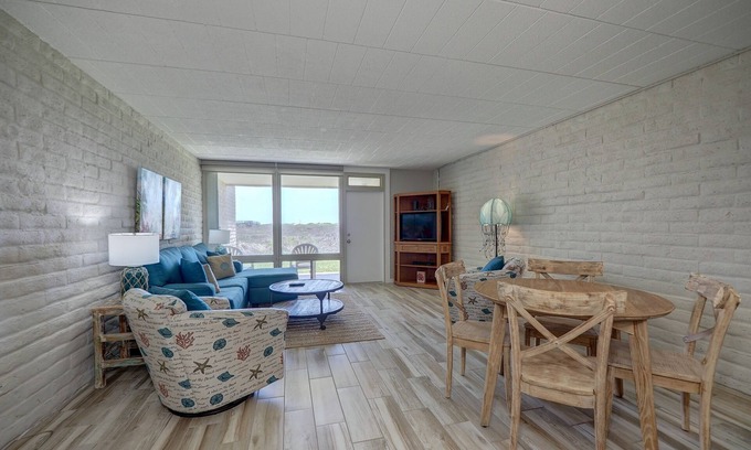 Shibui Sands Condominio | Coral Cay #121 | 1 Bed, 1 Bath