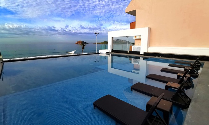 Mazatlan Hotel | Coral Island Hotel