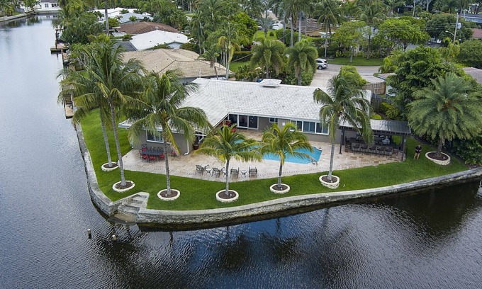 Coral Heights Casa | Coral Lake Hidden Oasis w/ Heated Pool A+ Location