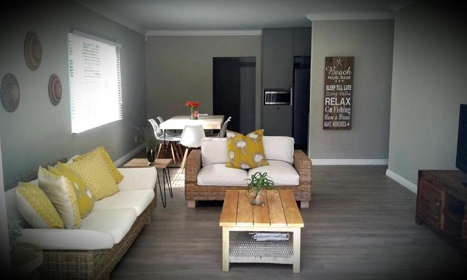 Onrus Casa | Corban Cottage