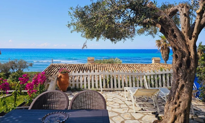 Parelia Apartamento | Corfu Glyfada Menigos Resort 24