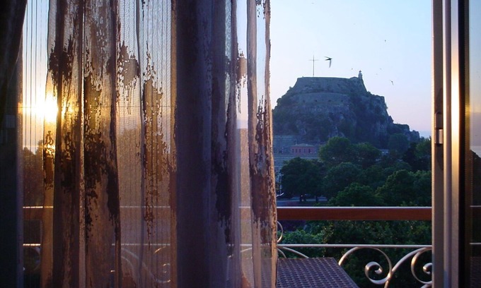 Old Town Apartamento | Corfu Unreal View Flats