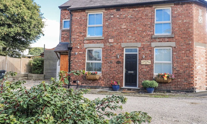 Ilkeston Cabaña | CORNER HOUSE COTTAGE, family friendly in Ilkeston