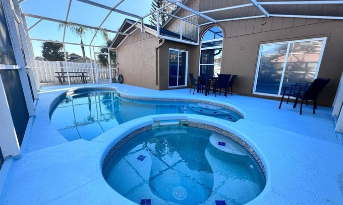 Indian Wells Casa | Corner Lot Pool Home Centrally Located near Disney