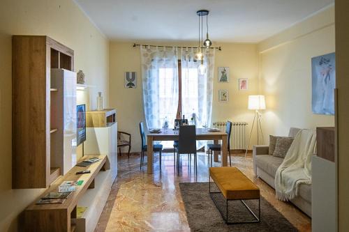 L'Aquila Apartamento | Corno Grande - spacious apartment - 2 baths - Wi Fi- city center - free parking