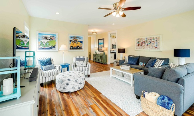 Corolla Cabaña | Corolla Vacation Rental w/ Pool, Walk to Beach!