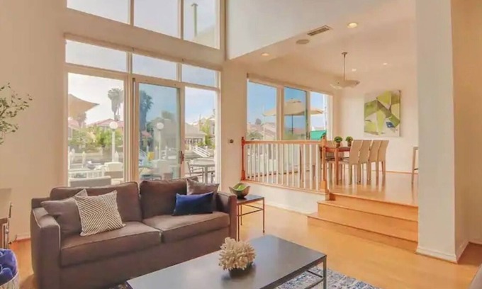 Coronado Cays Casa | CORONADO CAYS SPACIOUS HOUSE W/PRIVATE DOCK