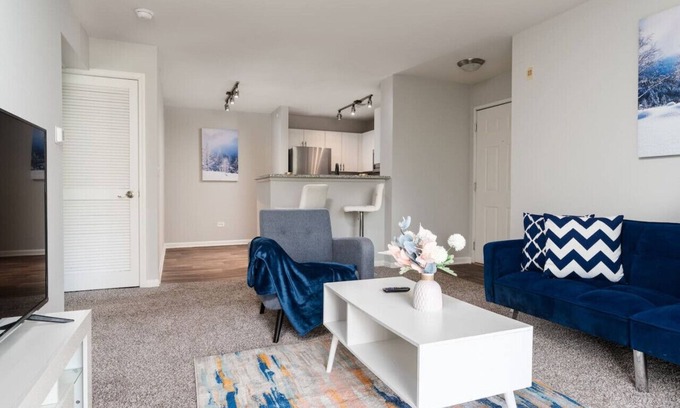 Gurnee Apartamento | Corporate Housing by MGM