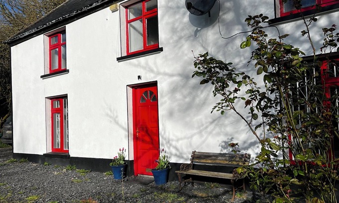 Broadford Casa | Corrys House Irishes Cottage Mitten im Grünen