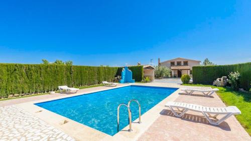 Pozo Alcon Casa | Cortijo Aurelia Pozo Alcón by Ruralidays