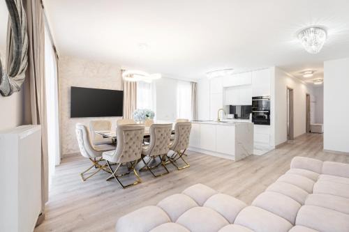 Corvin negyed Apartamento | Corvin 5 Stars Luxury Apartment with Free Parking