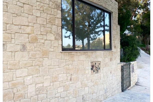 Stroumpi Apartamento | Cosmema Stone house with amazing mountain view