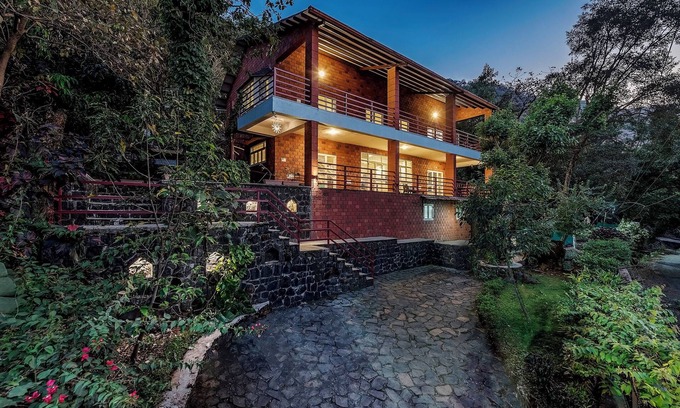 Paud Casa | CosmicStays Elysium Farmhouse