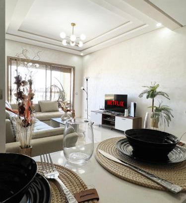 Cherrat Apartamento | COSTA APPART -3min Plage- Netflix-Piscine-Climat