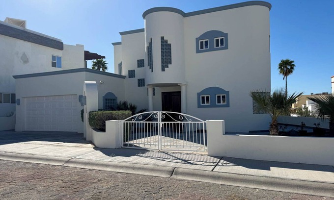 Puerto Penasco Casa | Costa Diamante E10 Beach House on Sandy Beach with Community Pool & Hot Tub